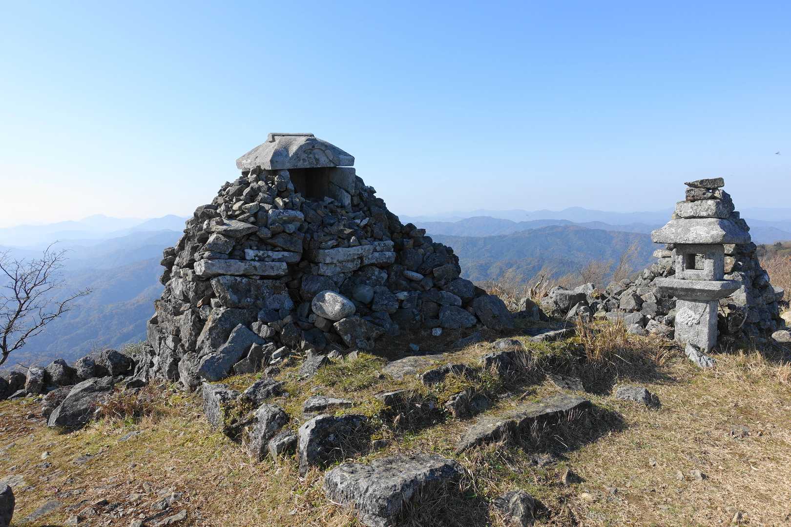 東峰に到着
