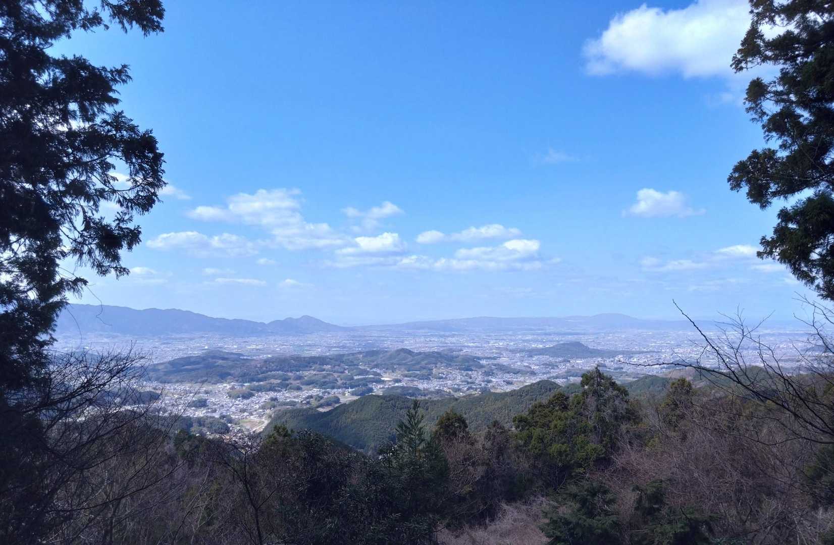 奈良盆地が一望