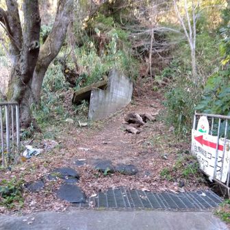 生駒縦走コースくさか入口