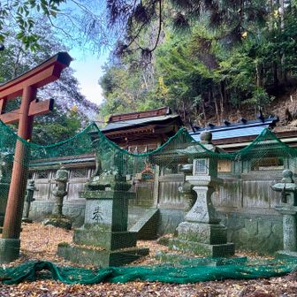 九十余社神社⛩️の前を通る
