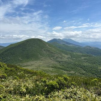 頂上からチセ、羊蹄山方面