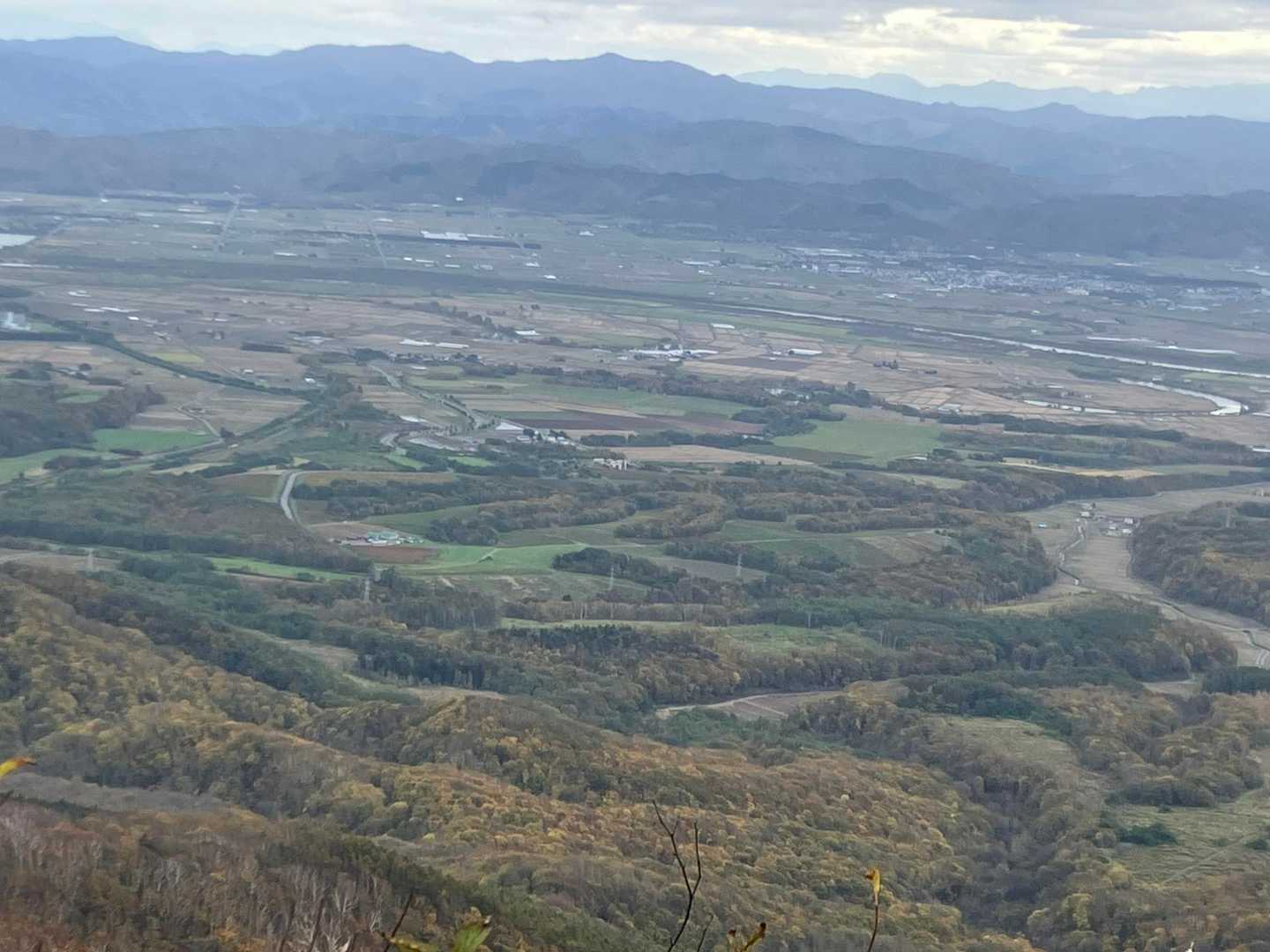 時々景色が見える
町がぱっと見、釧路湿原みたいで面白い