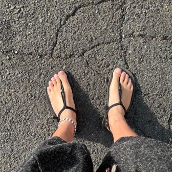 今年初サンダル