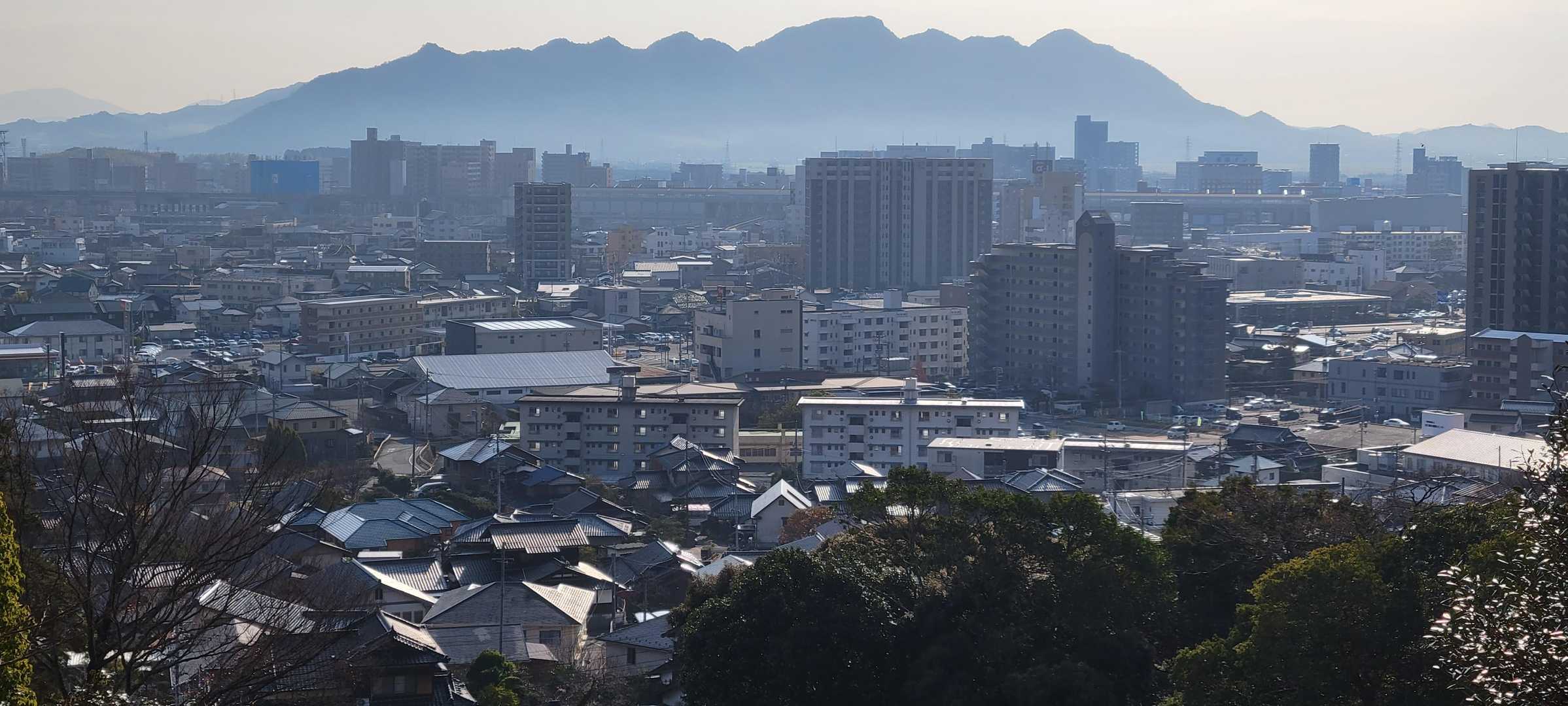 栄山公園から