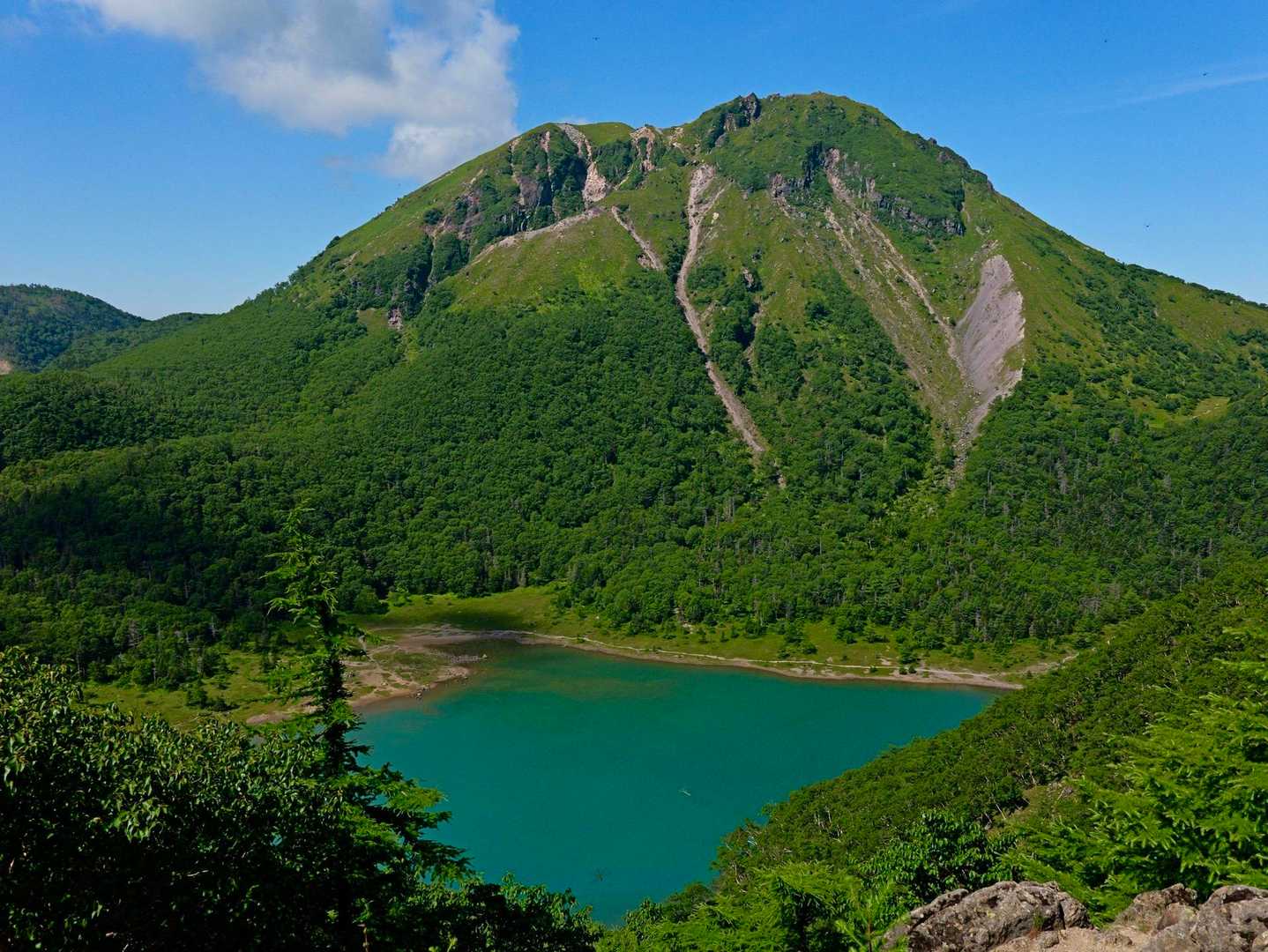 金精峠登山口-金精峠-金精山-五色山-前白根山 往復コースの写真