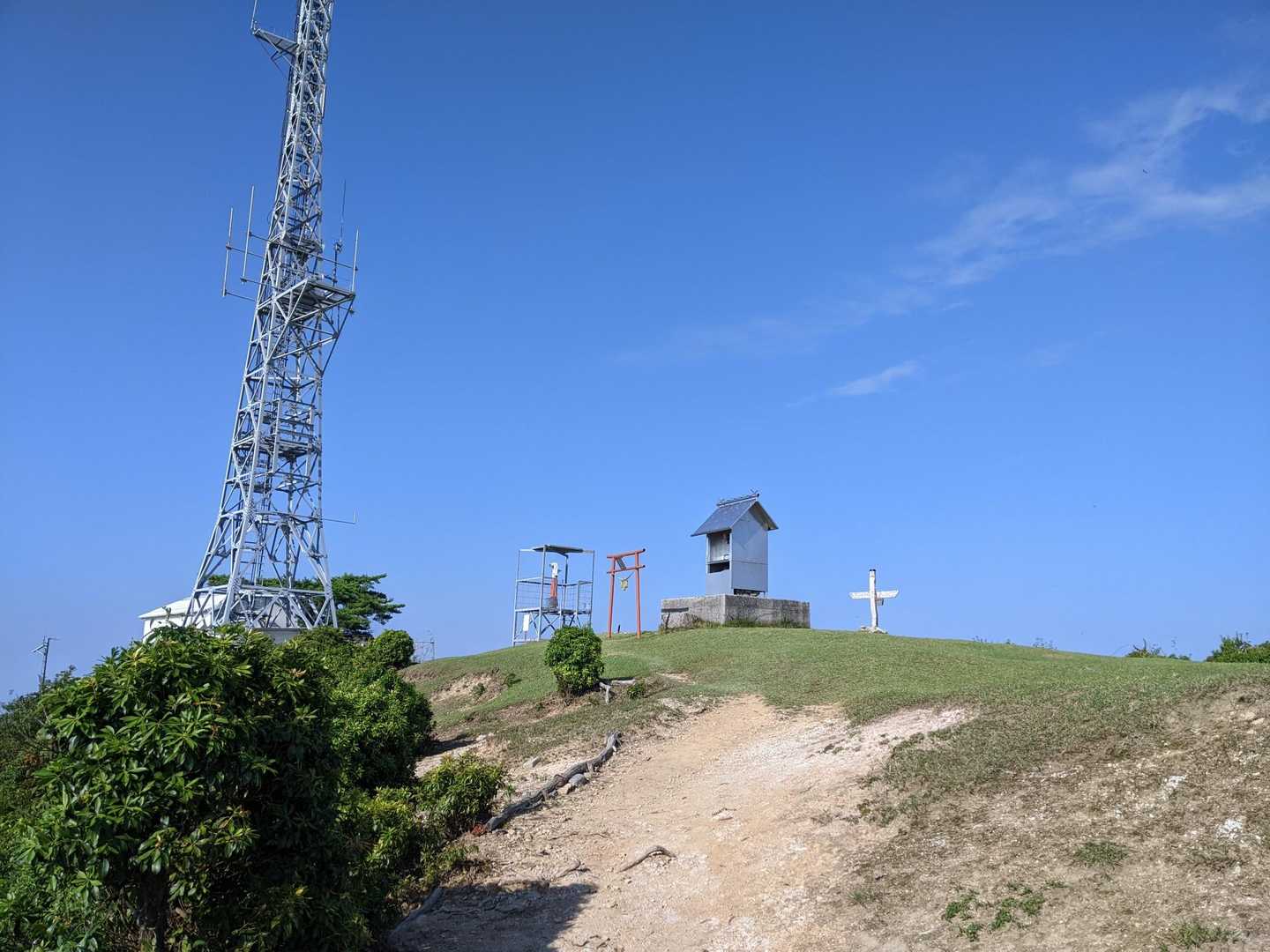 いきなり山頂😃
途中写真撮る元気無かった。