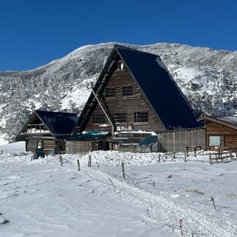 縞枯山荘。素敵な建物だと思います。
入ってみたいですね。