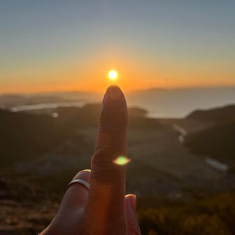 こちょ　こちょ　こちょ
くすぐったいか😆