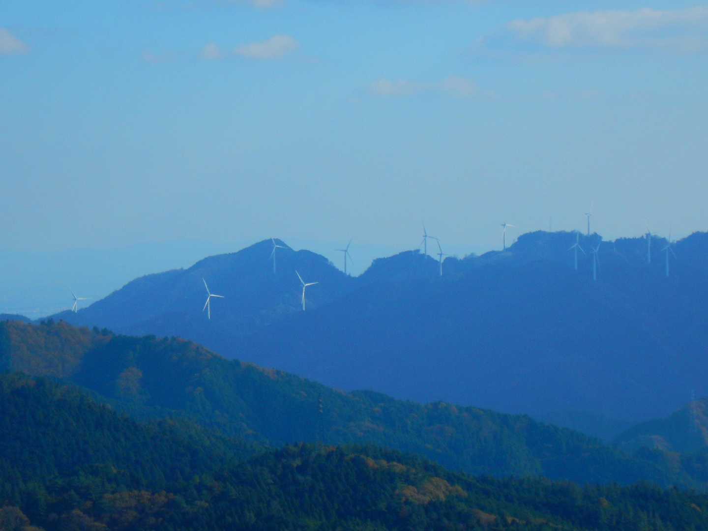 青山高原の風車群