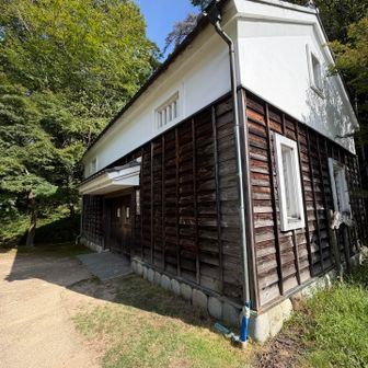 キレイな水洗トイレがあって安心です