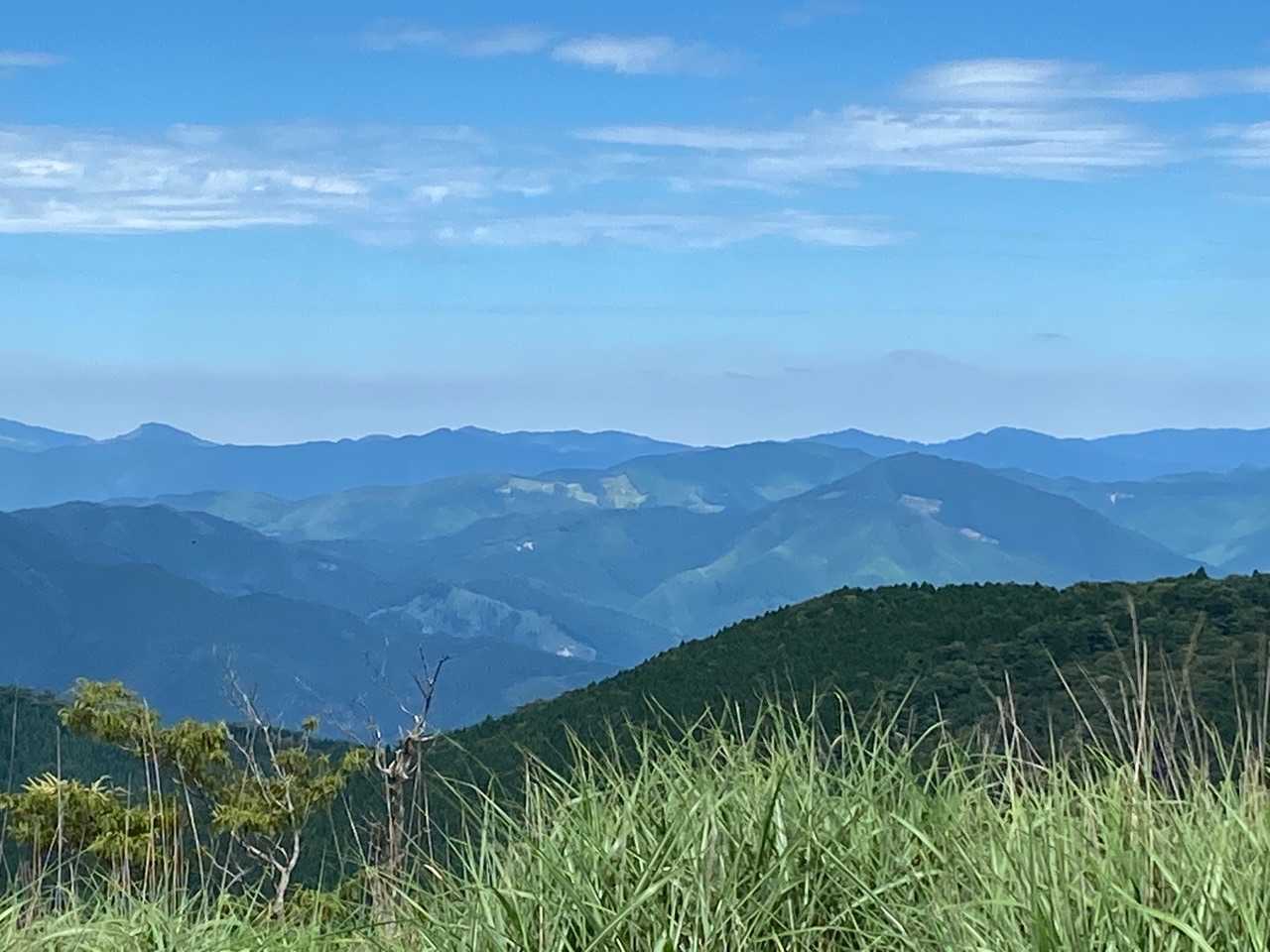 暁晴山 往復コースの写真