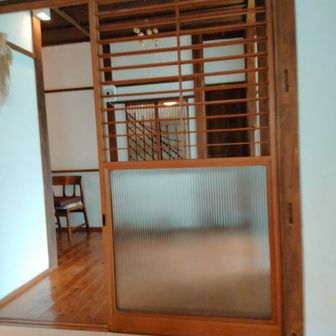 なつかしい建具💕
じいちゃんちみたいだー