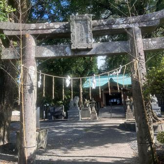 鳥居で一礼