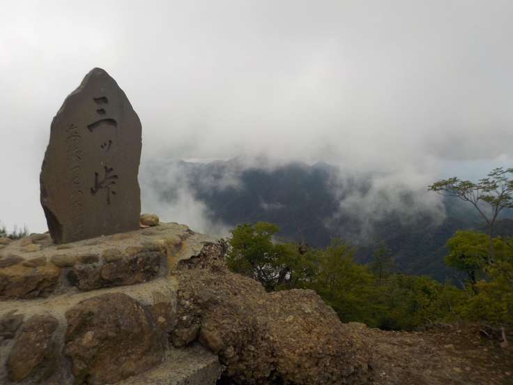 達磨石（三ッ峠山・本社ヶ丸・鶴ヶ鳥屋山 / 山梨） / アクセス・地図