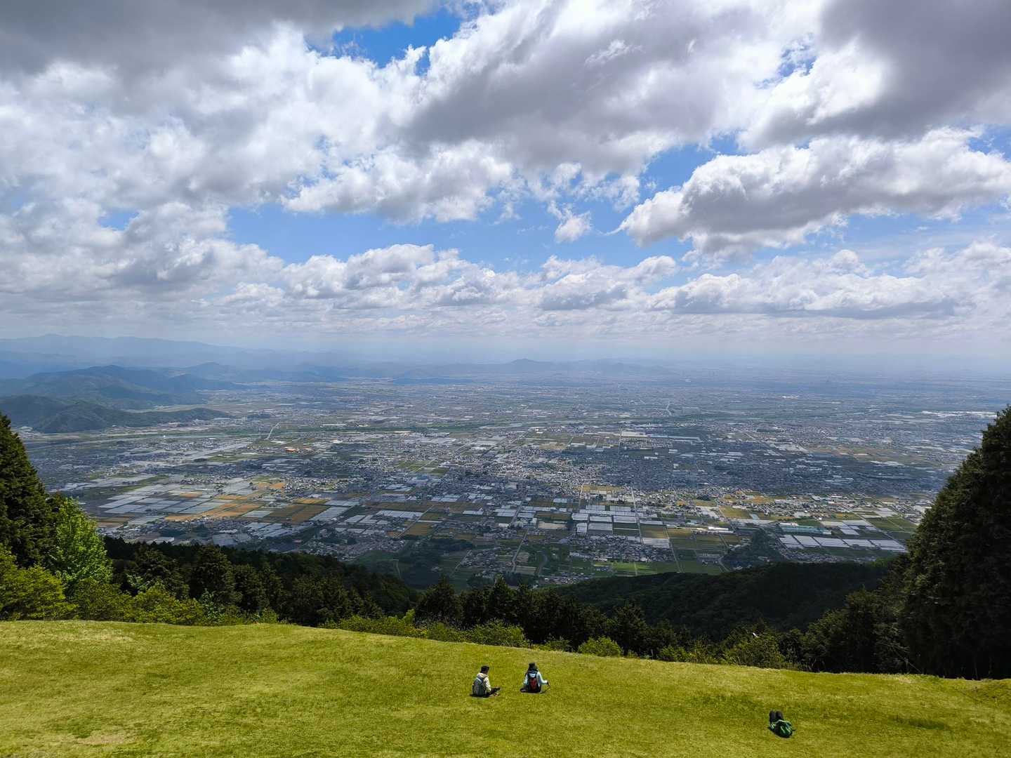 絶景です
確かに空を飛びたくなりますね！