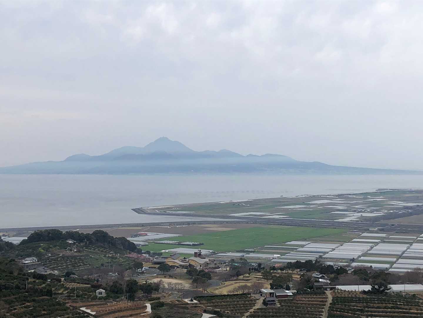 うっすら雲仙