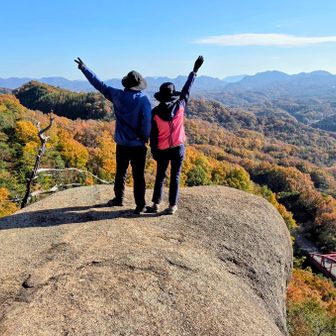 01_ 【カバー写真】
八畳岩からの眺望よし✨