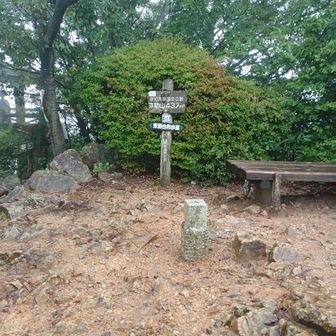 弥勒山さんちょう
標高437m