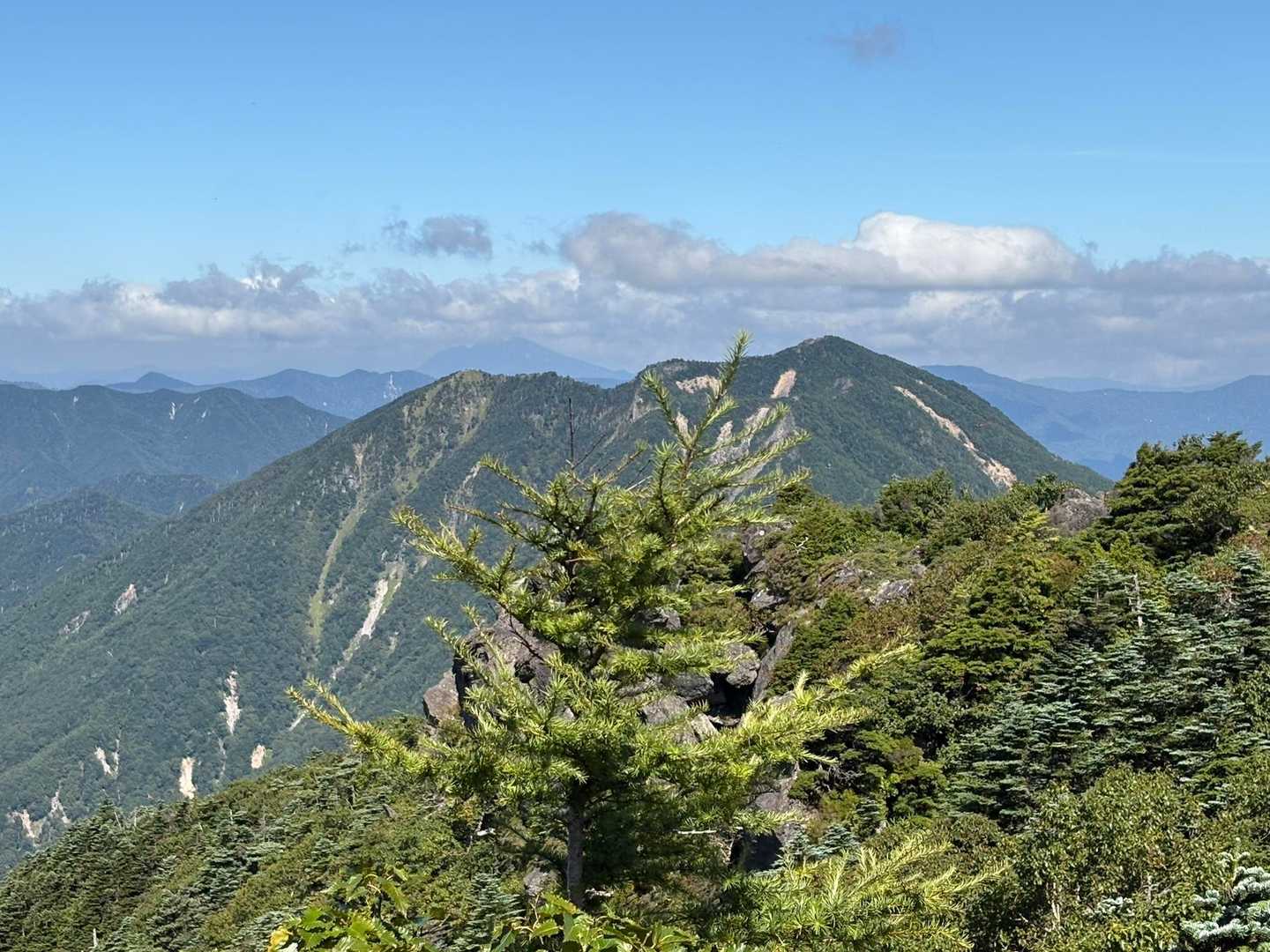 太郎山
