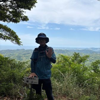 鋸山登頂
逆光にて真っ黒