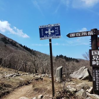 ここで休憩　汗もかいて涼しかった