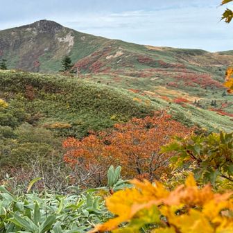池糖がある千沼ケ原から、いよいよ乳頭山へ。