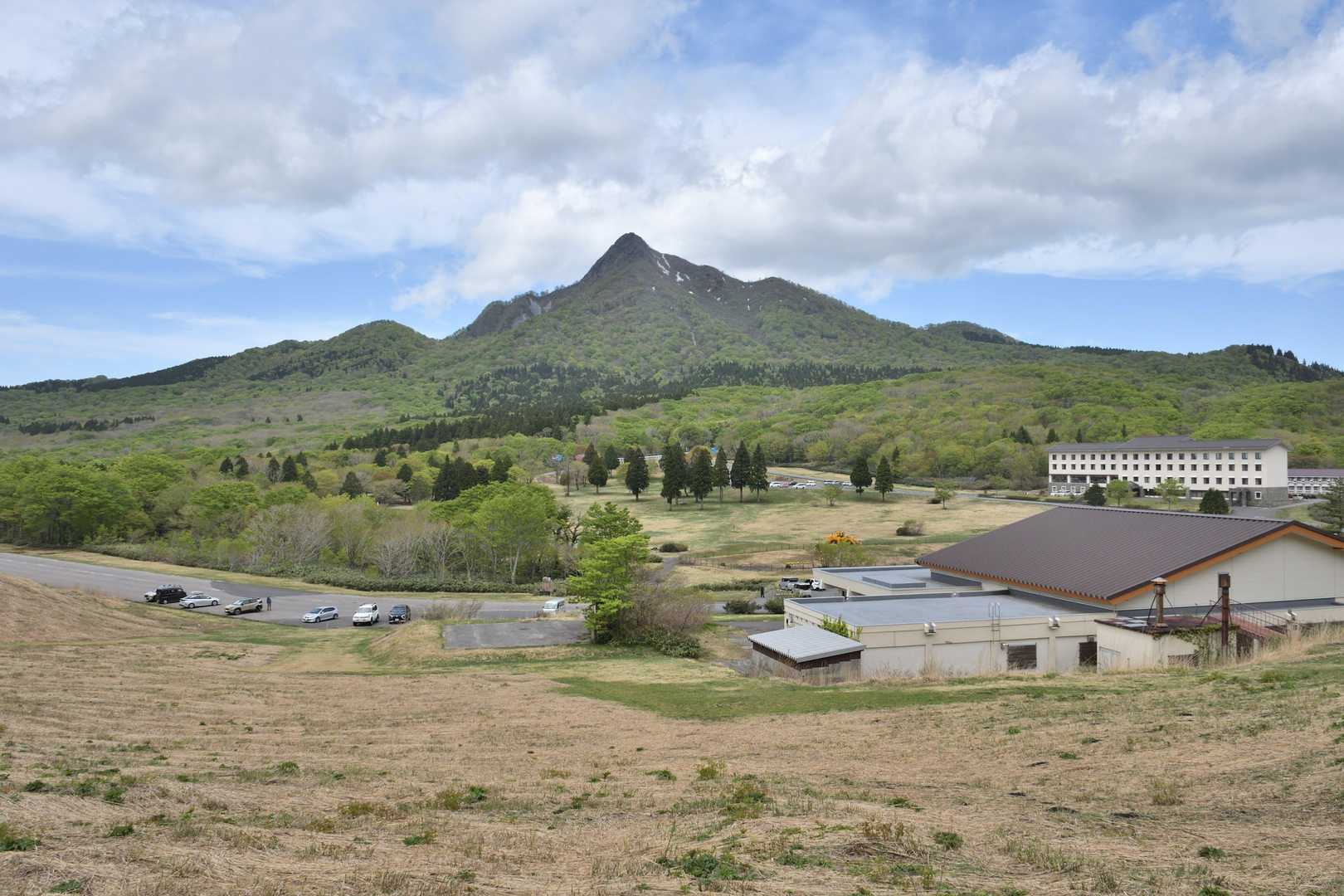 鏡ヶ成から烏ヶ山