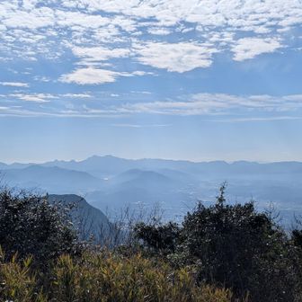 古処山や英彦山が見える