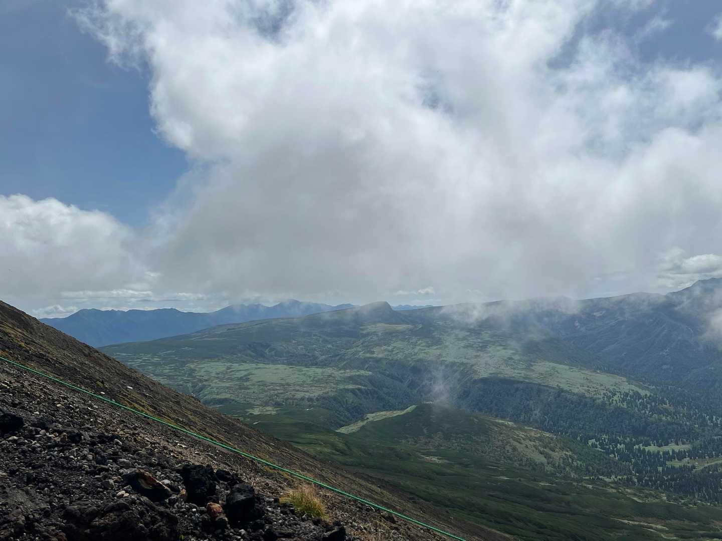 
あれれ
お天気あやしくなってきました
