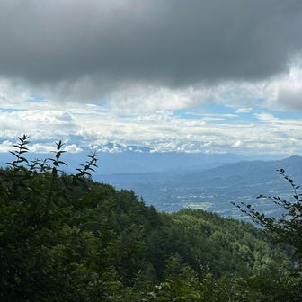梨野峠からは飯田の町が見える