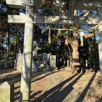 神津嶽山頂にお参り