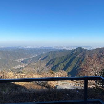 ムササビスウィングの傍らから撮った絶景。
膝が不安だったけど来て良かった〜