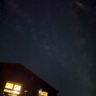 夜も早よから流れ星🌠
満点の空
毎日見れたらいいのにな