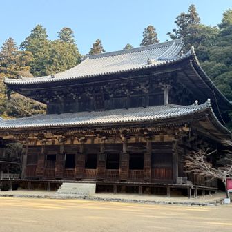 戻ってきたら大講堂が開いてました