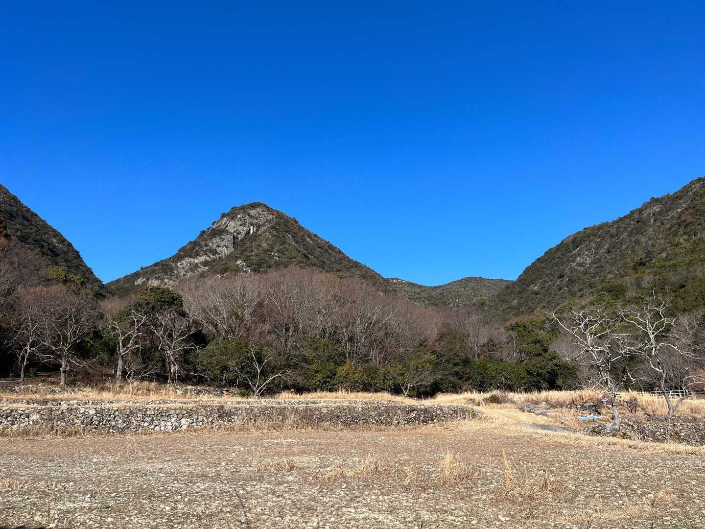 綺麗な三角形のお山😄