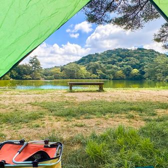 
盤滝でのんびりしてから六甲ドライブウェイ通って
お気に入りスポットの一つ【再度山公園】に❣️

修法ヶ原池の畔でのんびり昼寝も企んでたんで😁 
テント持参⛺️
たまにはのんびりが良い
