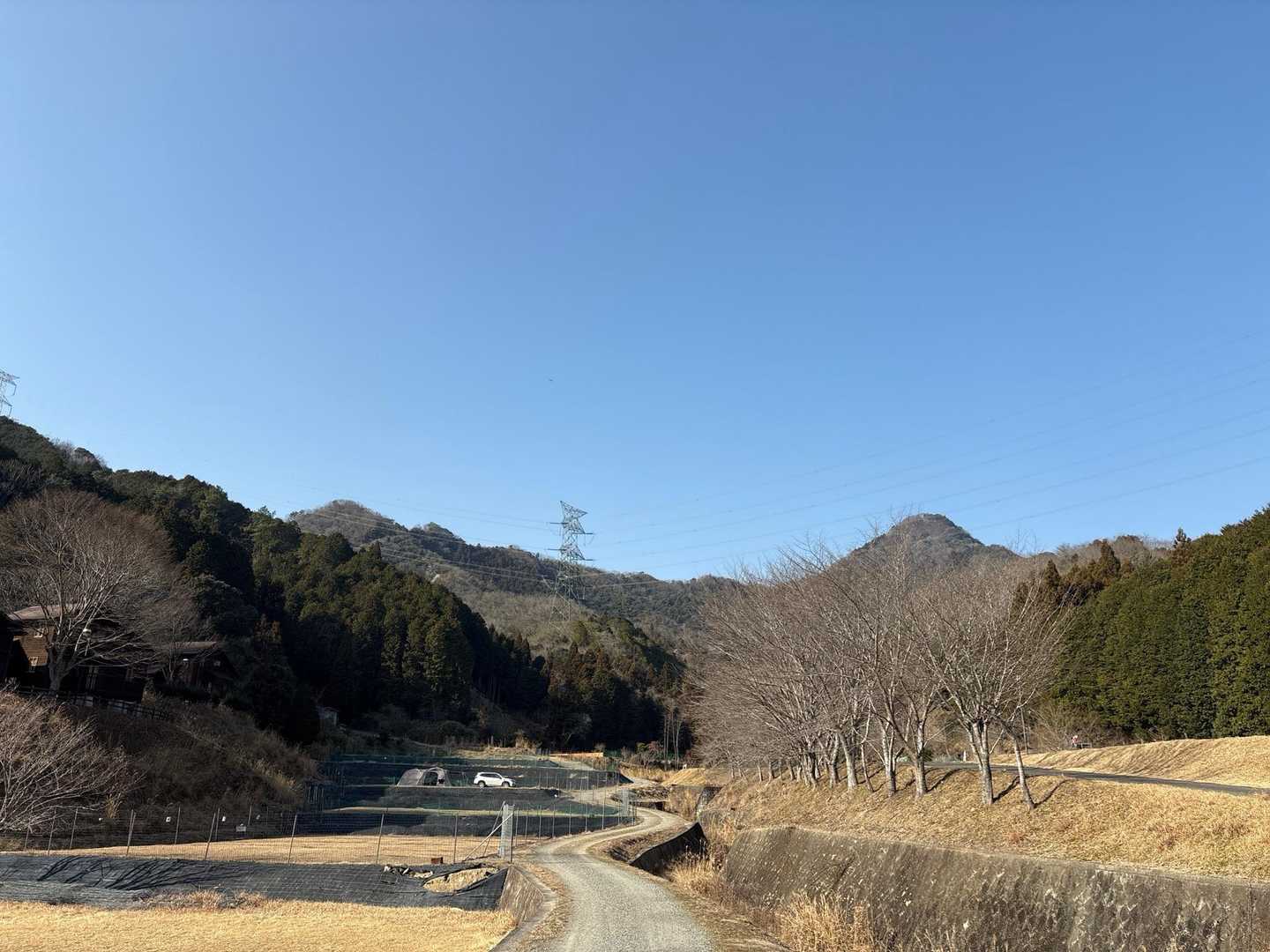 明剣岳-三角点山-明神山 周回コースの写真
