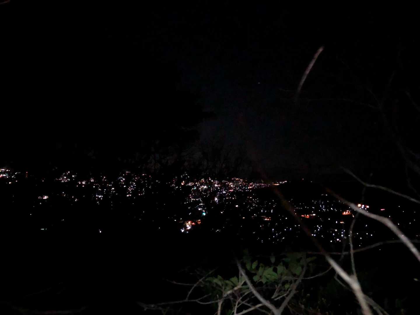 夜景がキレイじゃないですかー✨