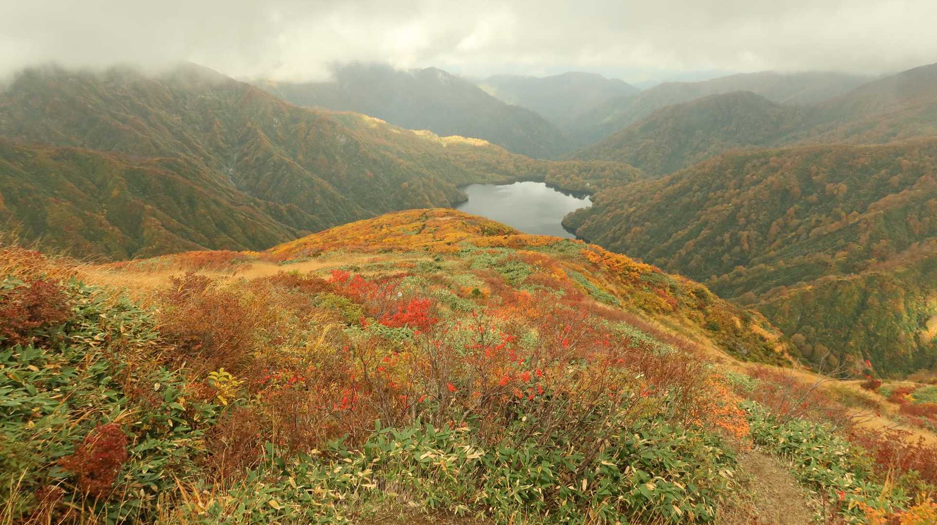 泡滝登山口-以東岳登山口-以東岳-オツボ峰 往復コースの写真