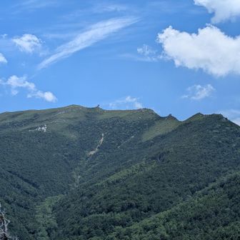 同じところより五丈岩と金峰山をアップで。