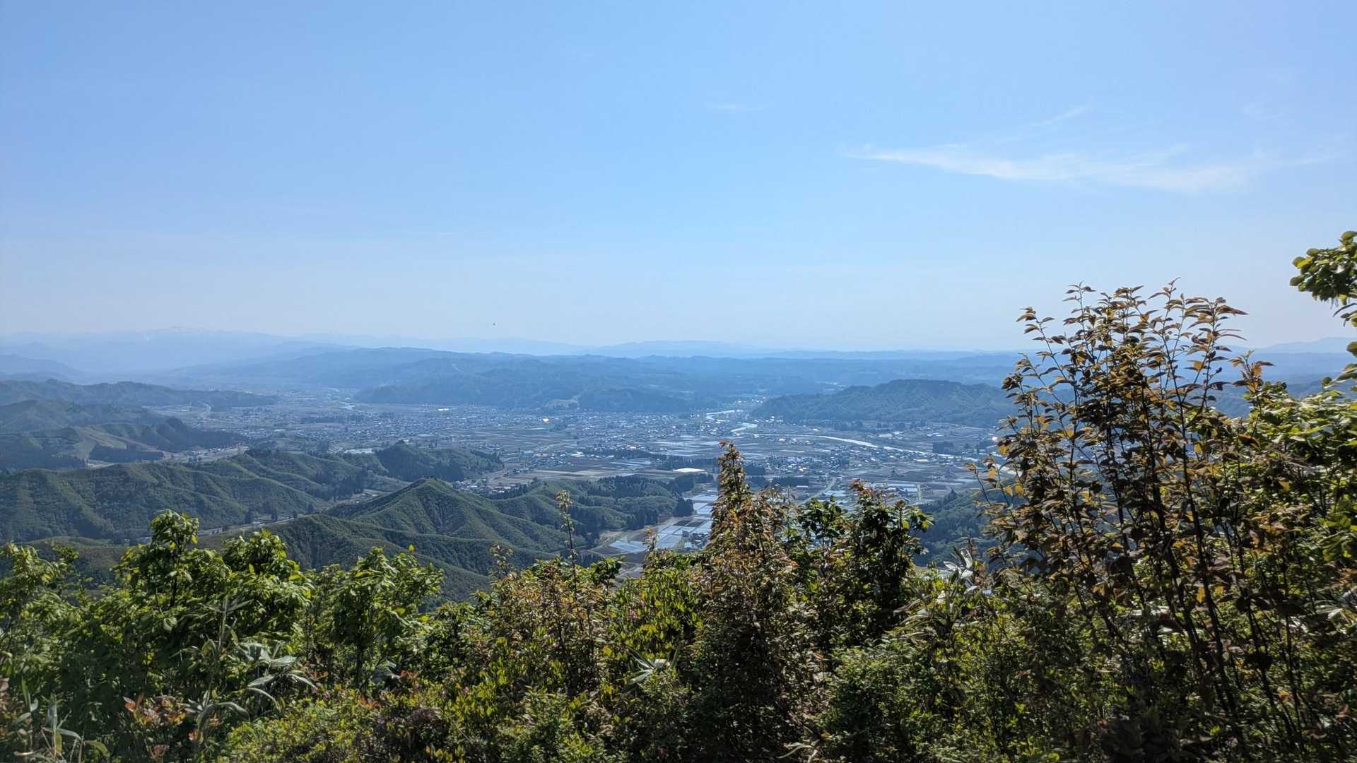 魚沼市街