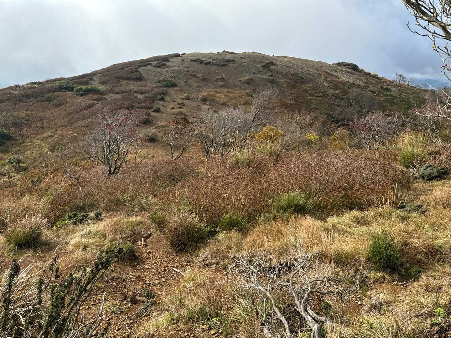 轆轤山はまだ先