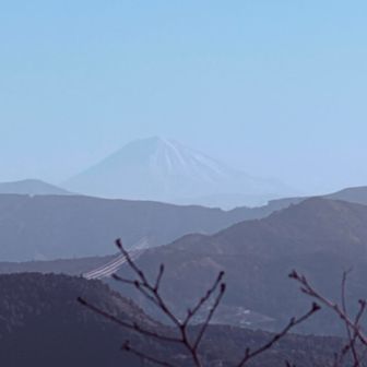 富士山🗻

今日は見えてます。