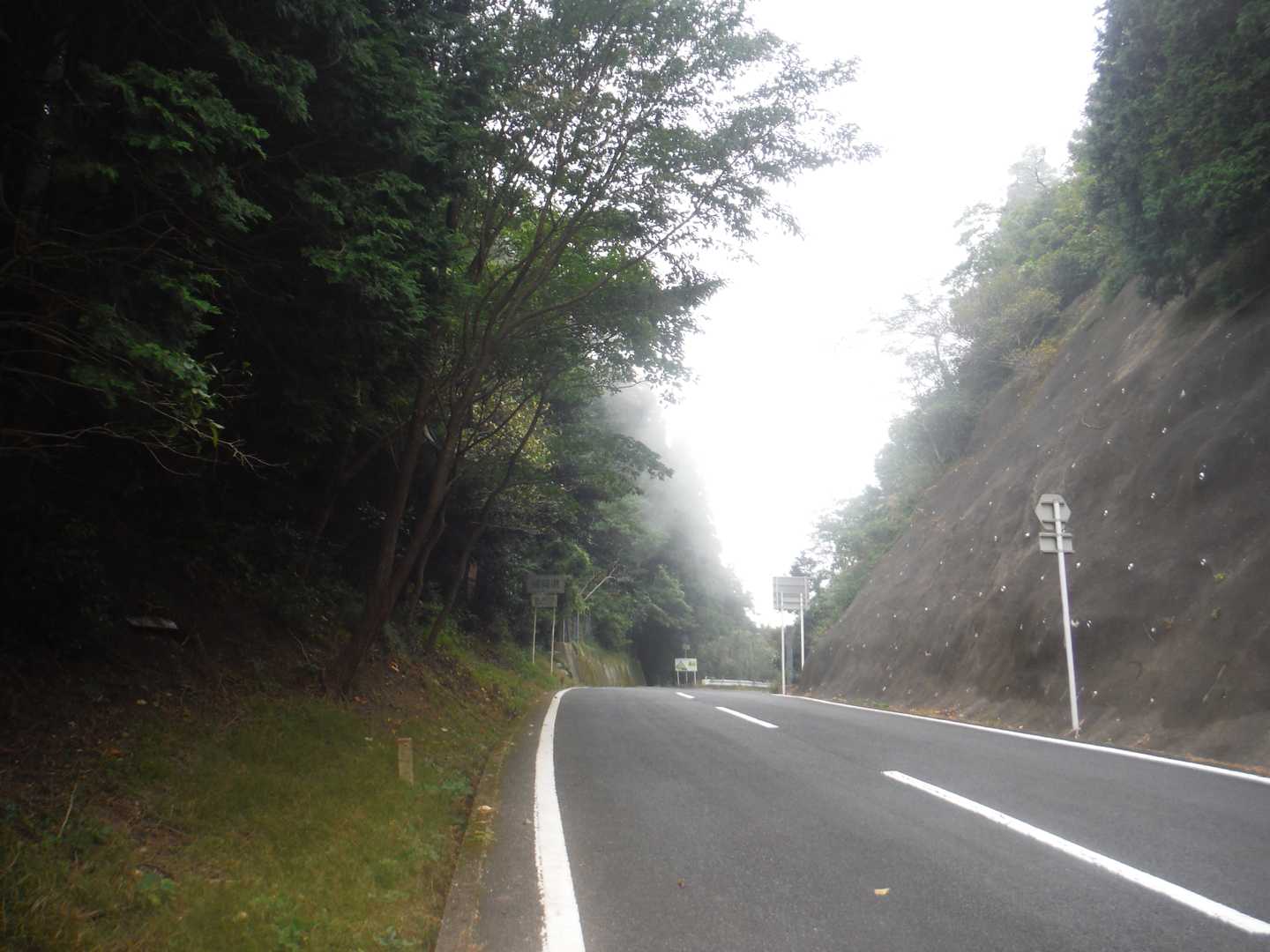 白木峠までおりてきた。浮嶽完了(^_^ゞ