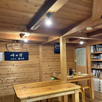 徳本峠小屋室内