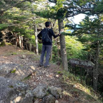 鎖場は終わり一安心。あとは明るいうちにゴールできるか？