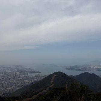 頂上少し下の方がナイスビュー