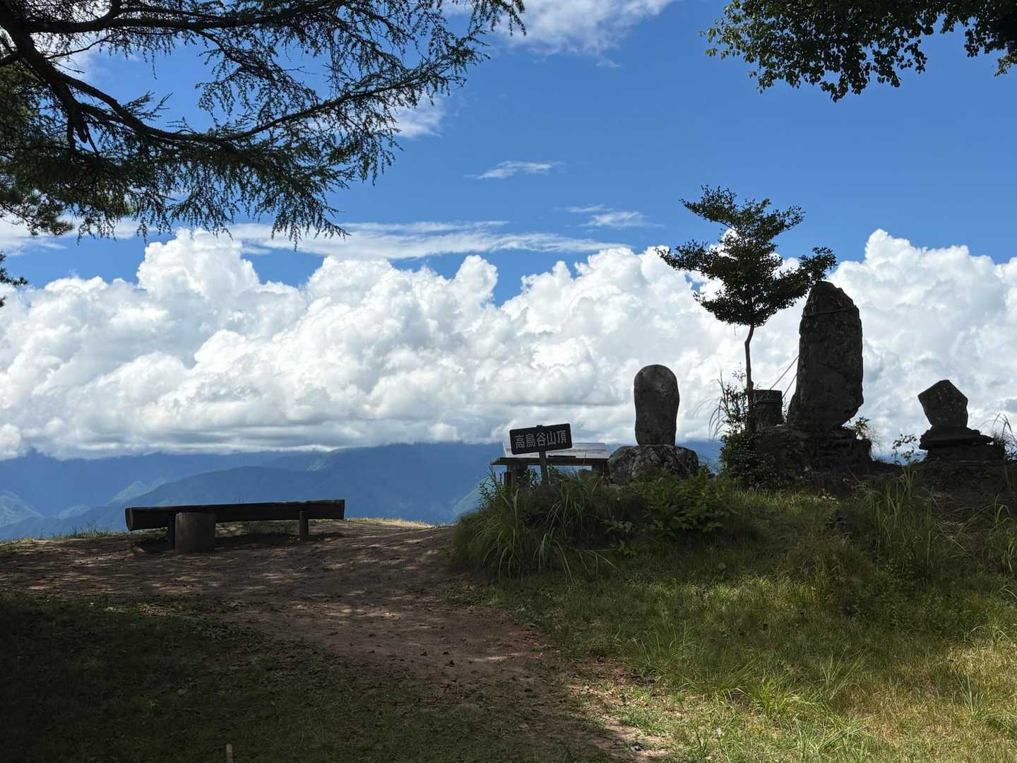 １時間ちょいでこの景色なら最高じゃない？今日は夏の雲が木曽駒ヶ岳隠しちゃってるけどさ。