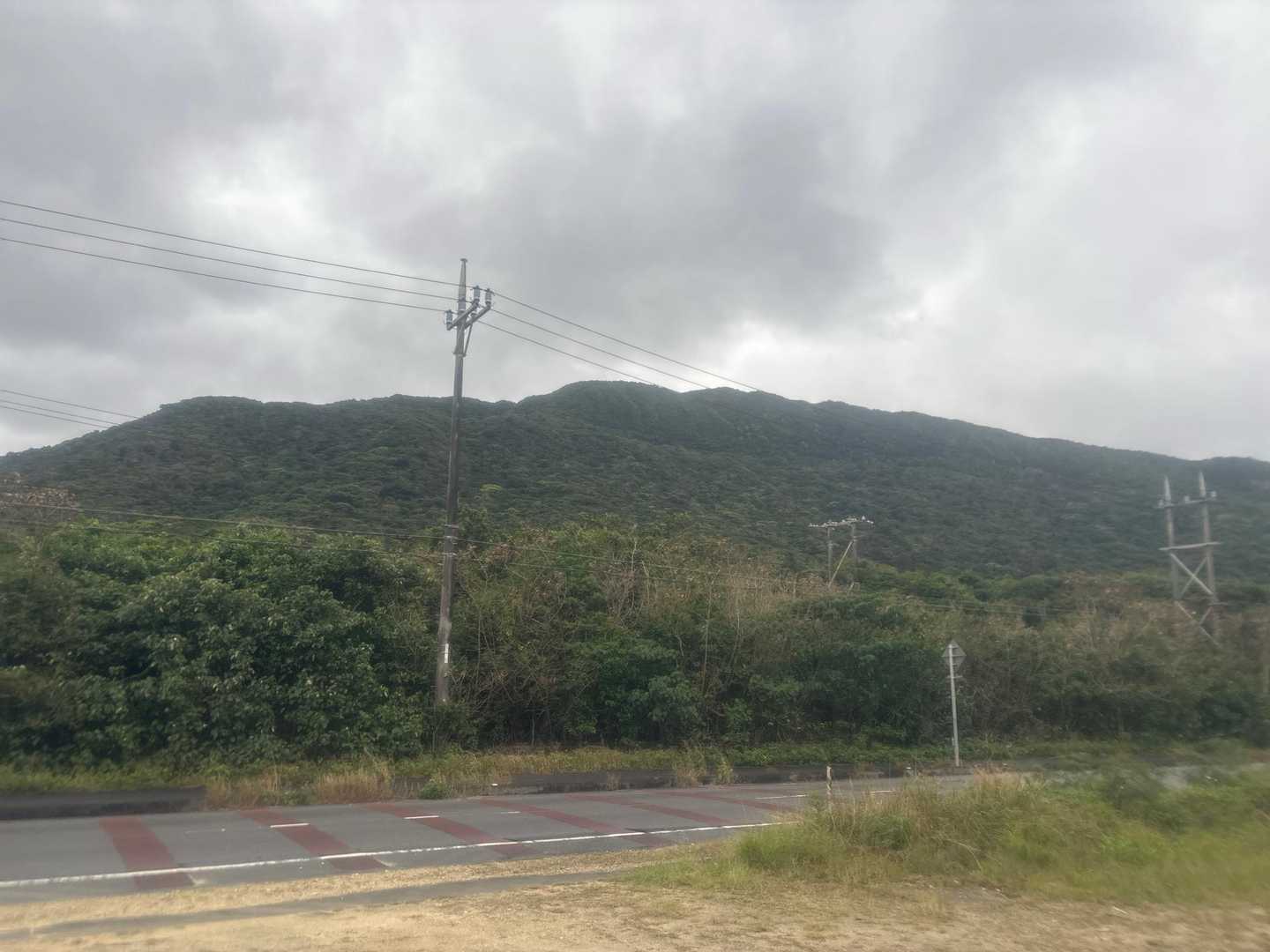いやらしく金で山を買った女よ🤑

蔑んでもらって構わないわ🤪