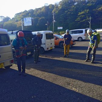 妙義山縦走に挑戦する2人をアテンド
